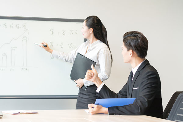 薪酬績效總難平衡，怎樣調(diào)整才能既控成本又激勵員工？